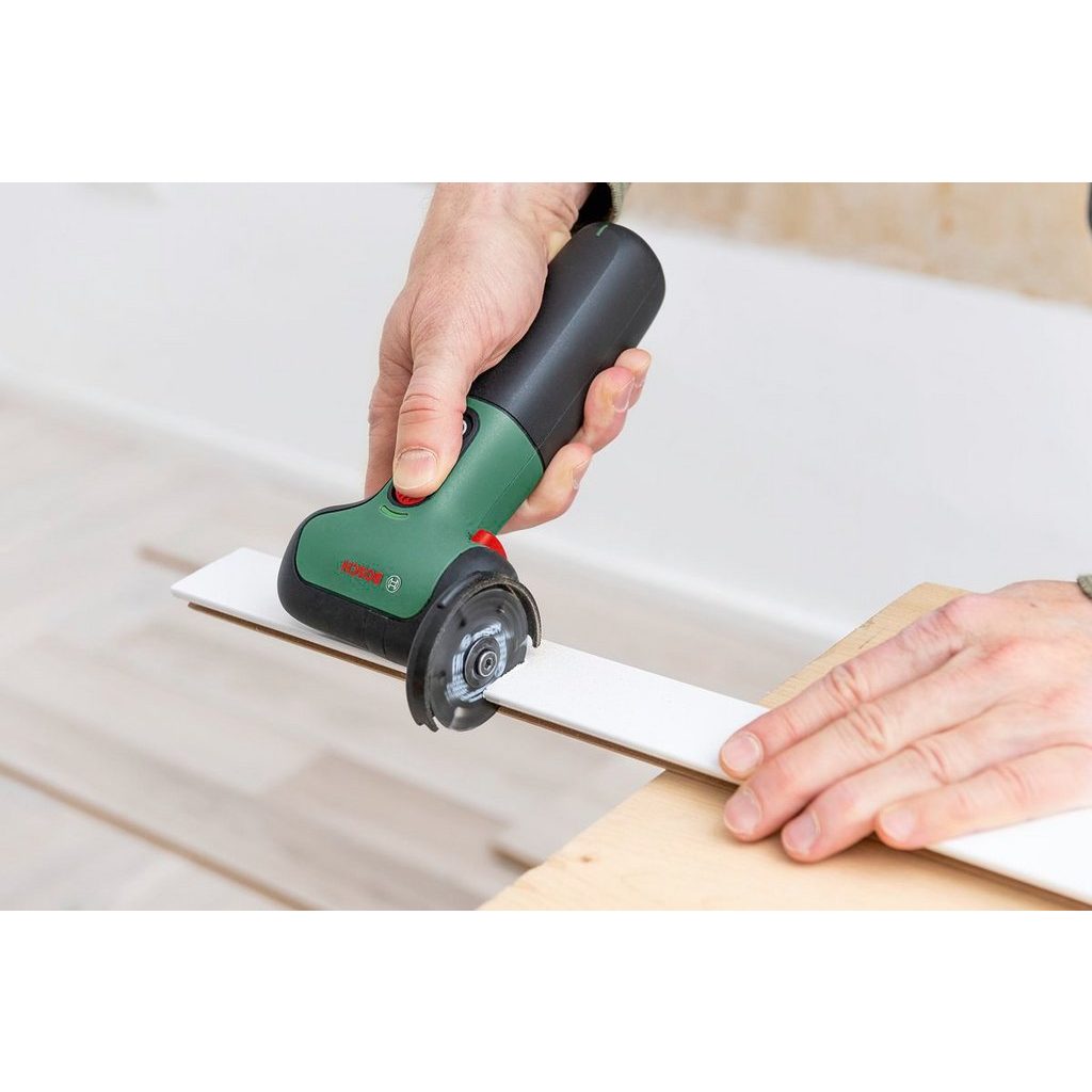 bosch-easy-cutgrind-trennsaege-set-3.jpg